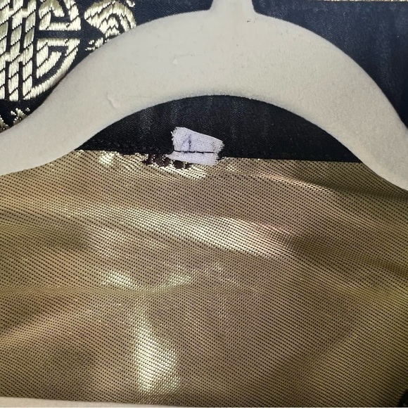 🩷 Kids, Tibetan traditional brocade top, Losar - black/white. Size: 1. - Picture 4 of 9